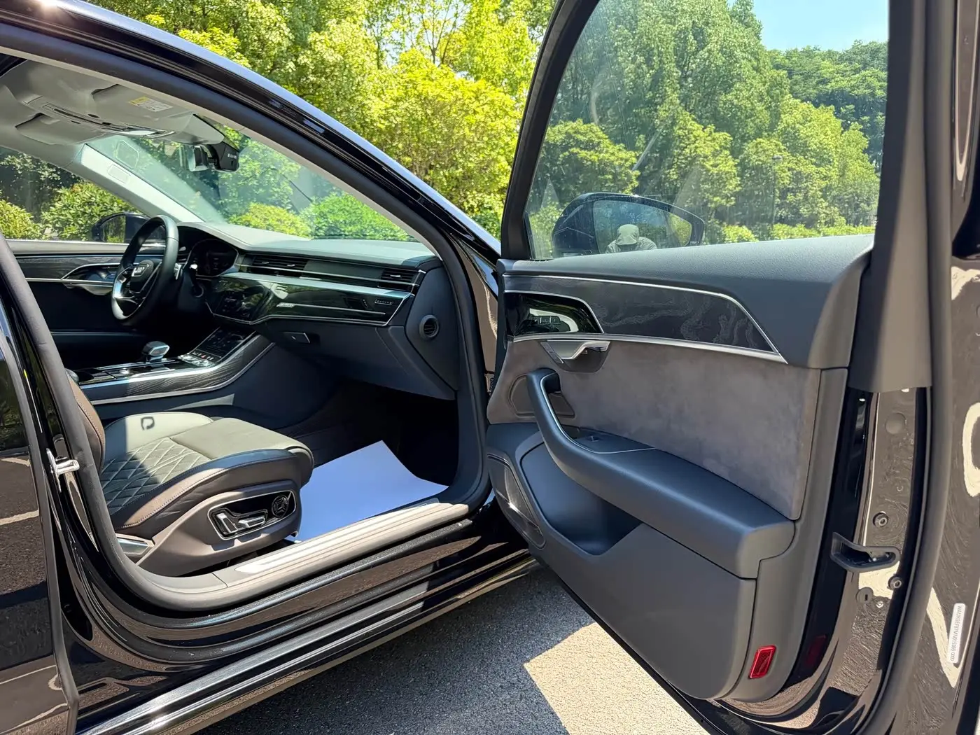 Audi A8 2021 — Photo 16/20