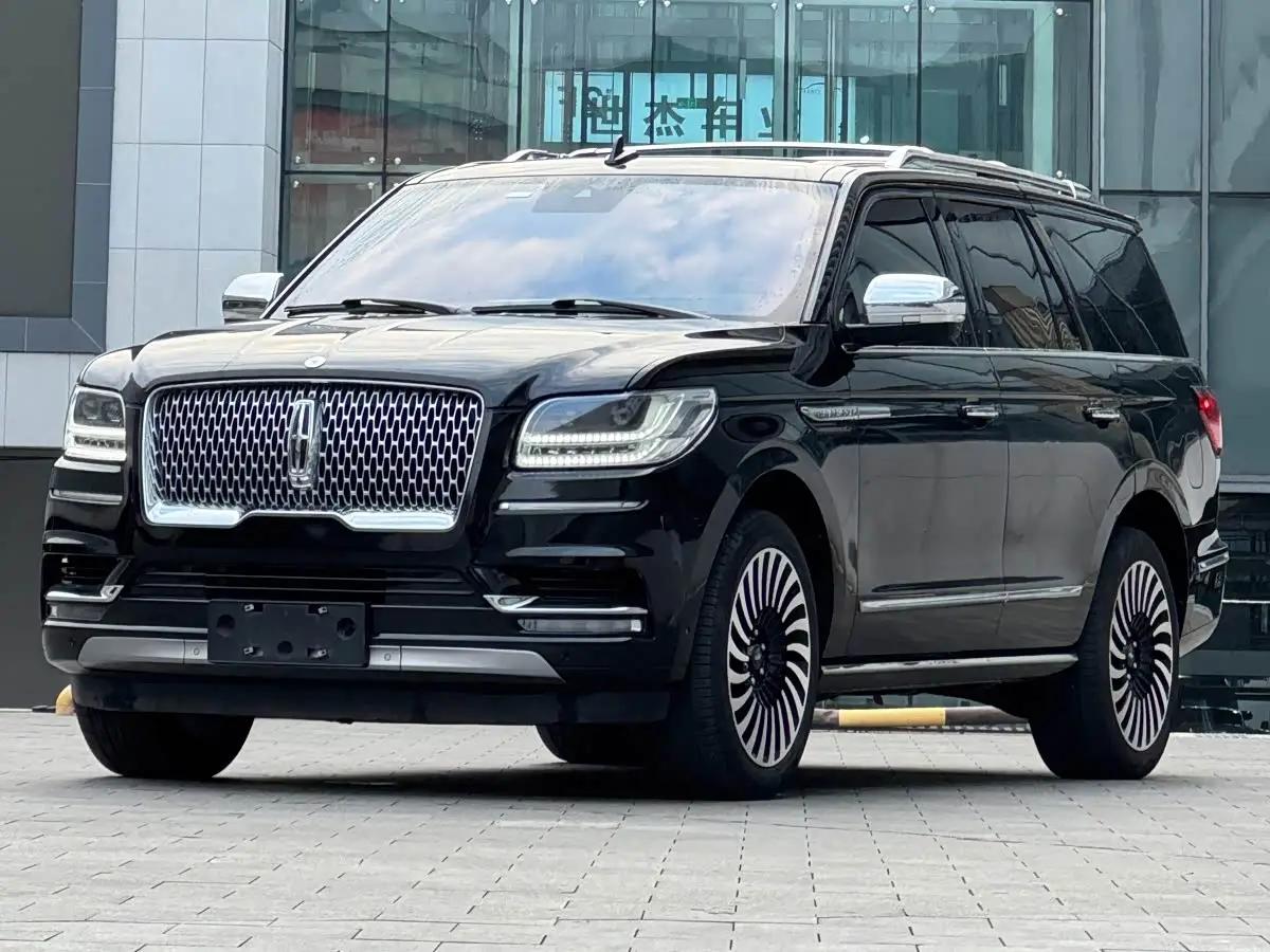 Lincoln Navigator, 2019