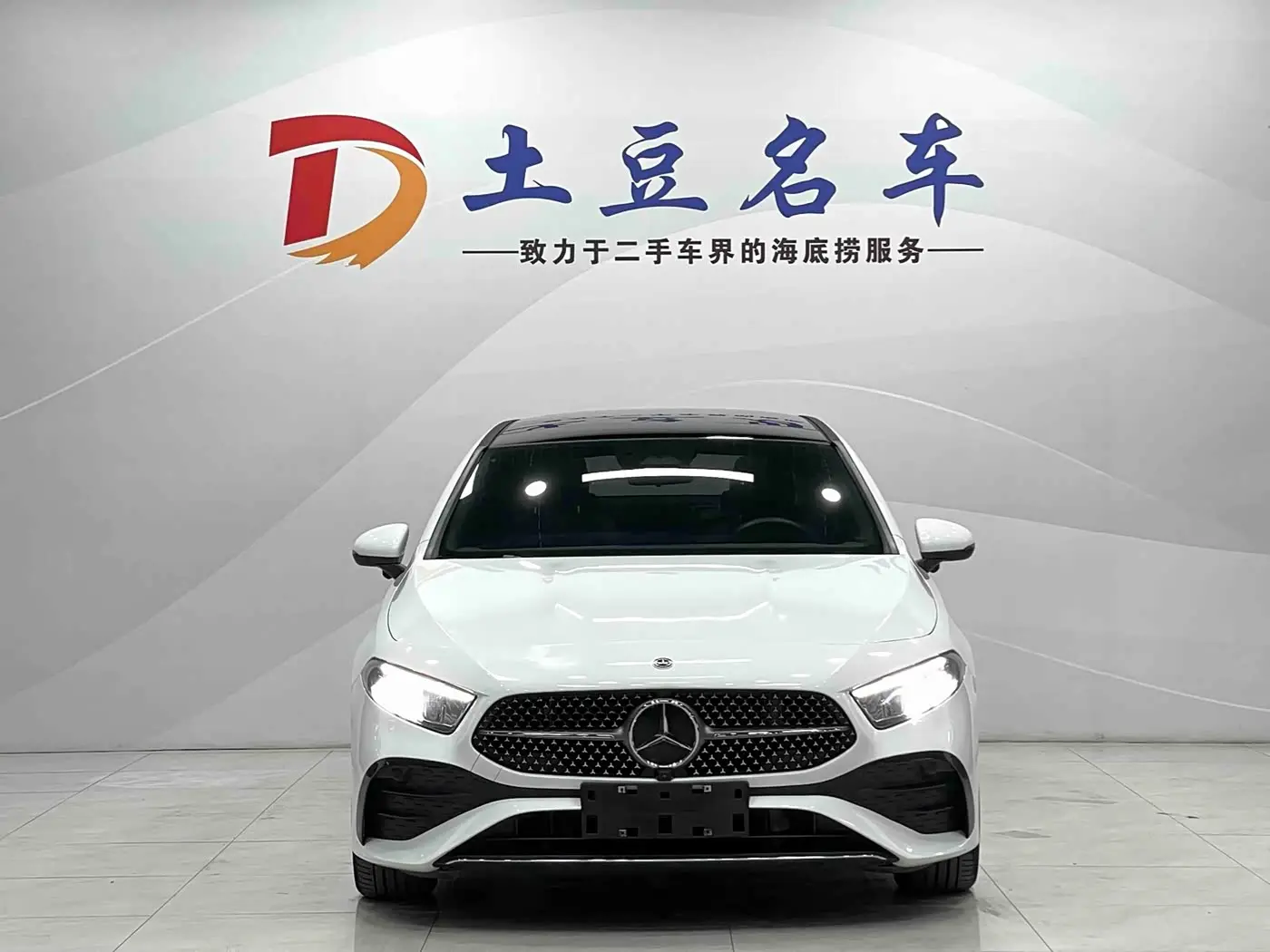 Mercedes-Benz A-Class 2023 — Фото 2/20