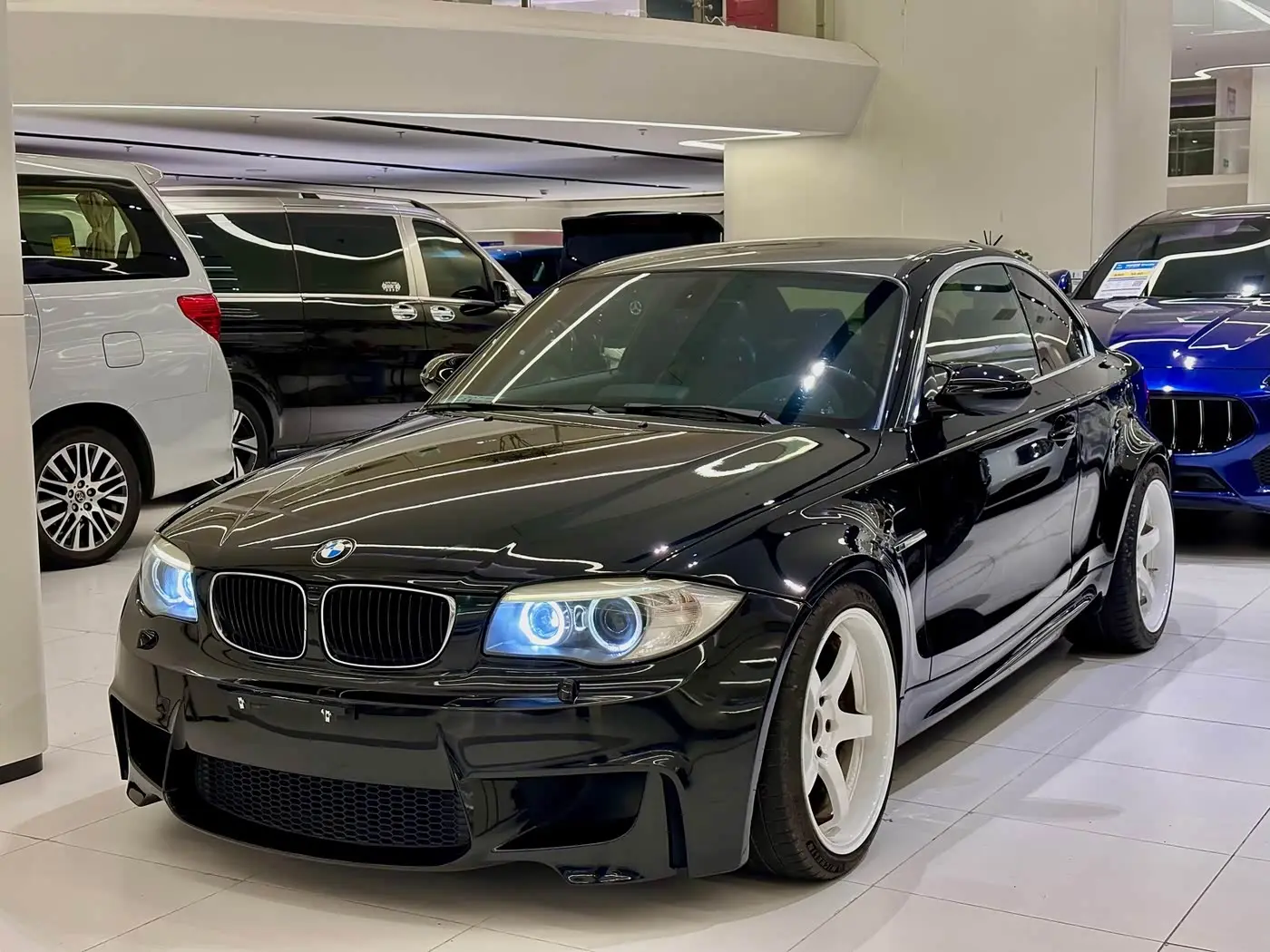 BMW 1 Series M 2012 — Photo 17/17