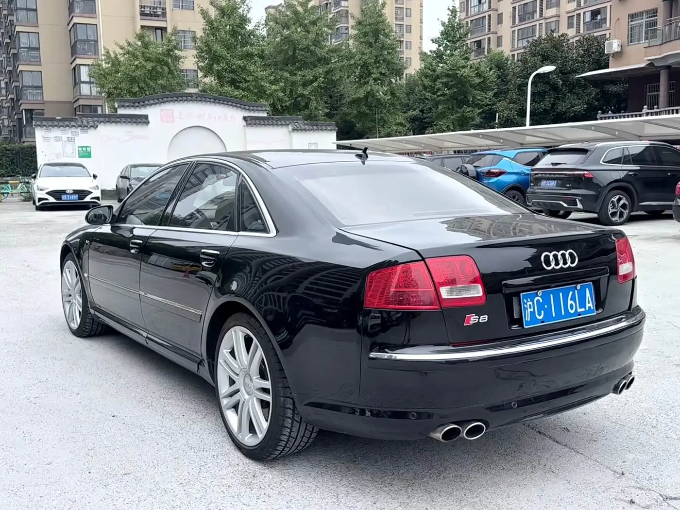 Audi S8 2008 — Şəkil 9/10