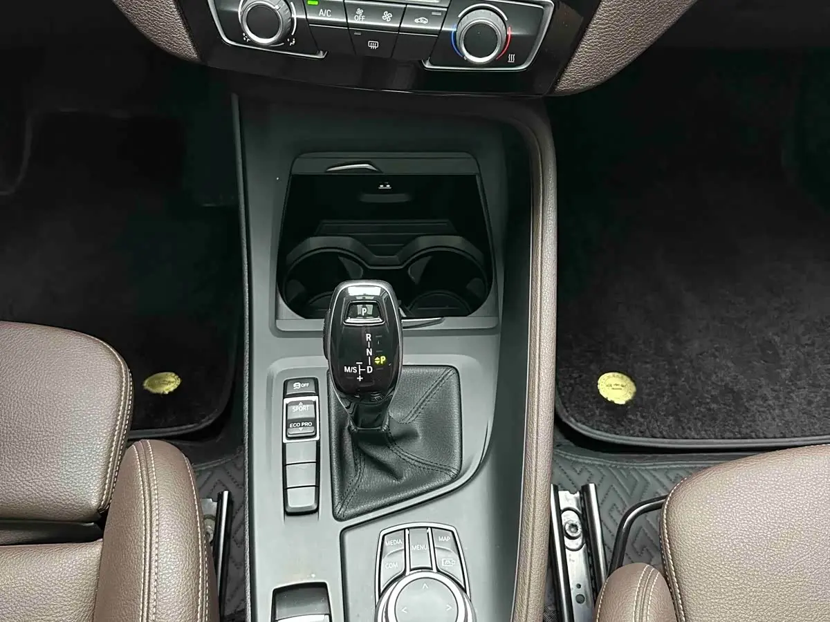 BMW X1 2023 — Photo 12/20