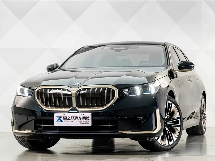 BMW 5 Series 2025 — Photo 3/20