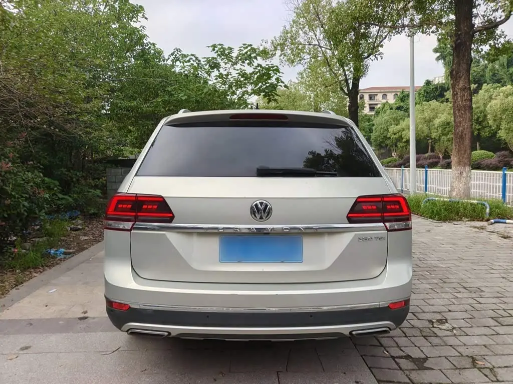 Volkswagen Teramont 2018 — Фото 5/19