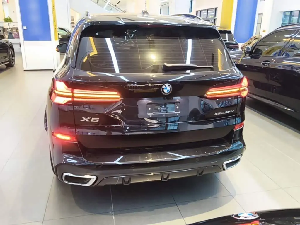 BMW X5 2025 — Фото 5/19