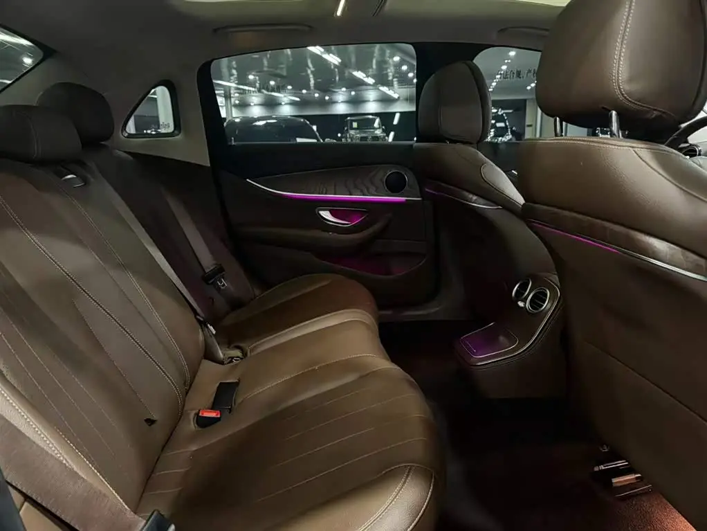 Mercedes-Benz E-Class 2024 — Şəkil 16/20