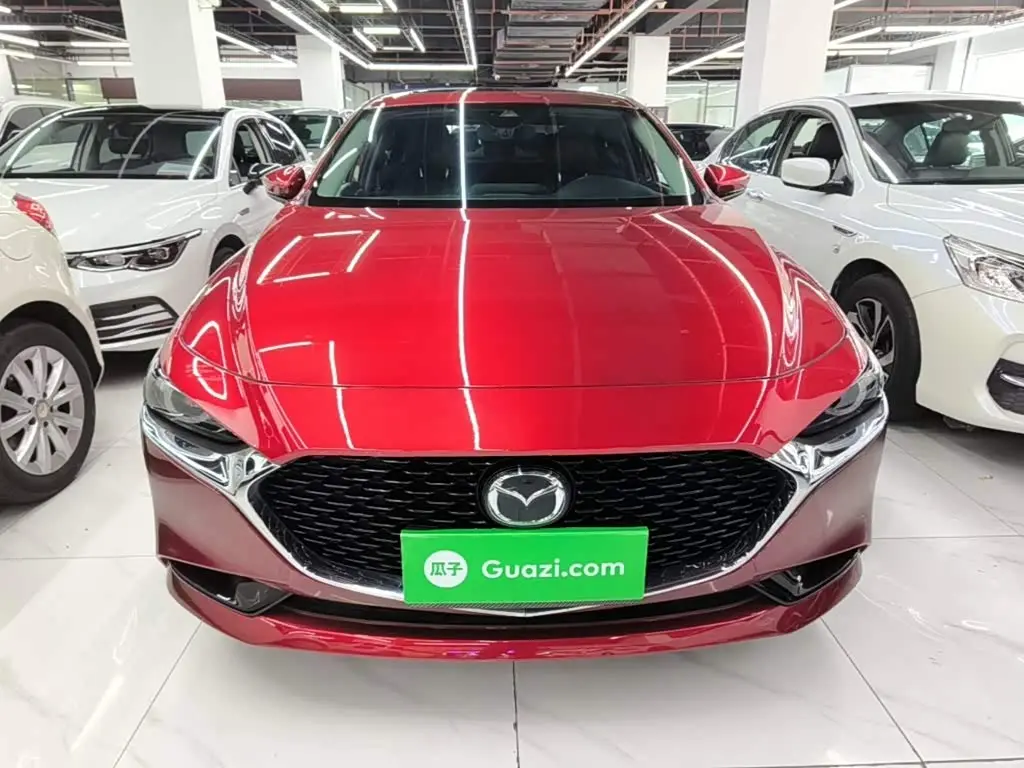 Mazda Mazda3 Axela 2023 — Photo 3/20