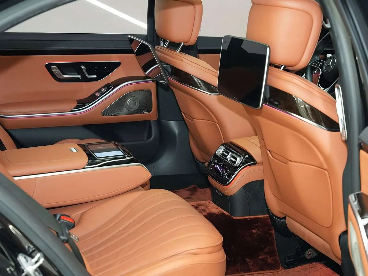 Mercedes-Benz S-Class 2021 — Photo 18/19