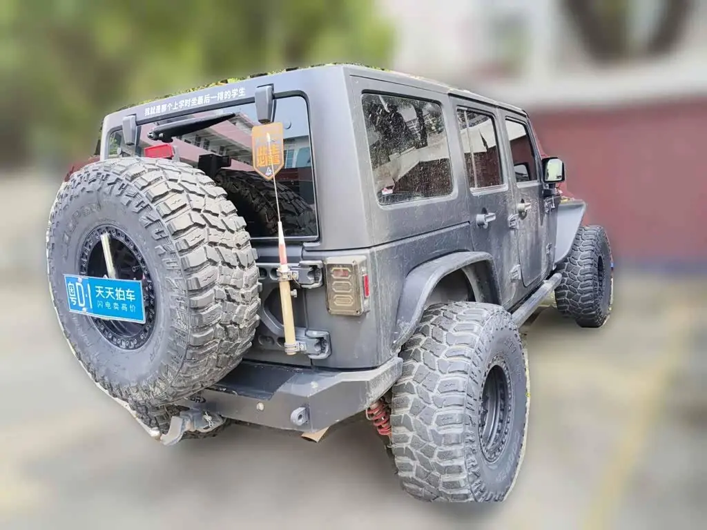 Jeep Wrangler 2018 — Фото 2/13
