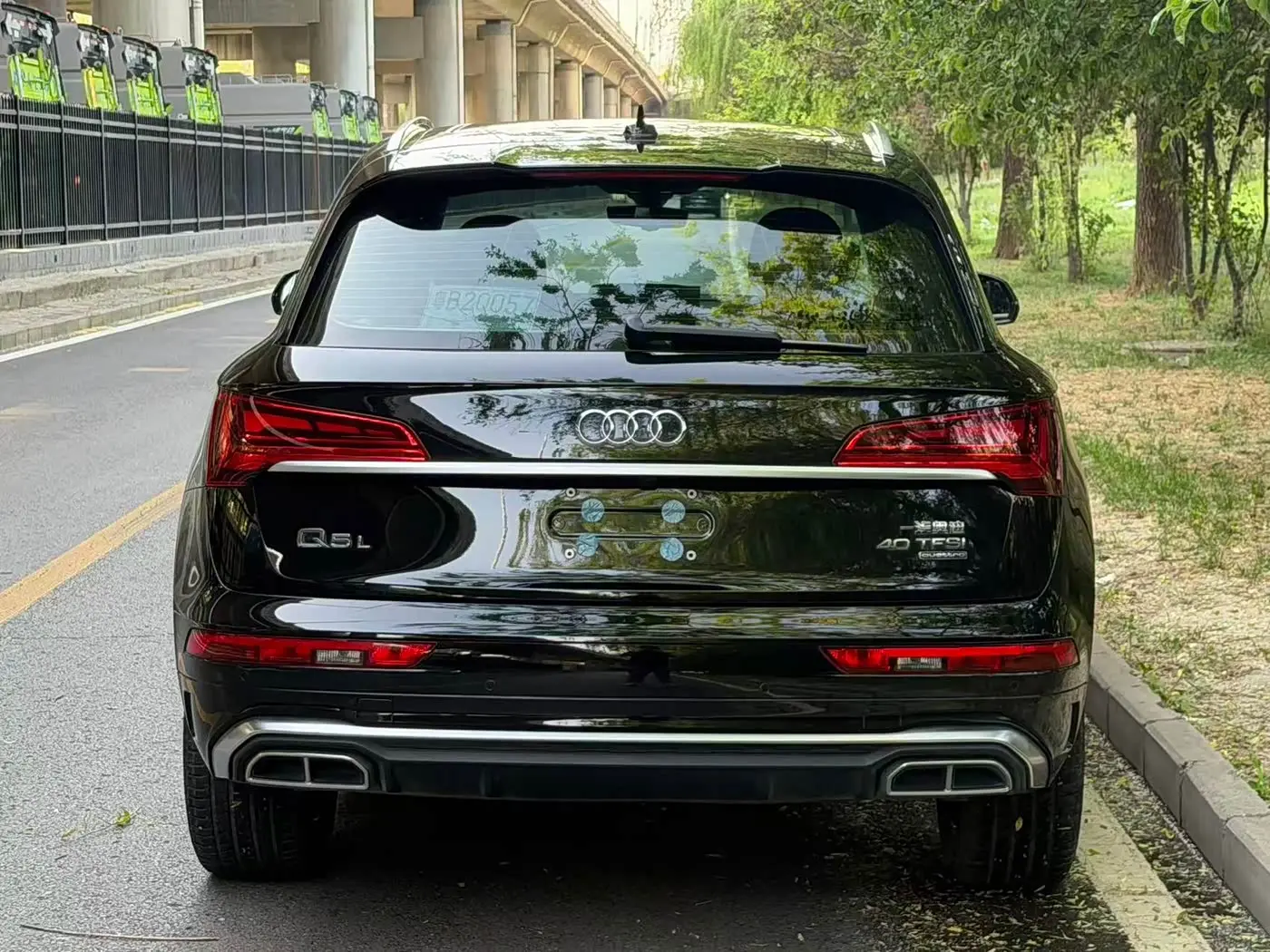 Audi Q5L 2023 — Photo 5/19