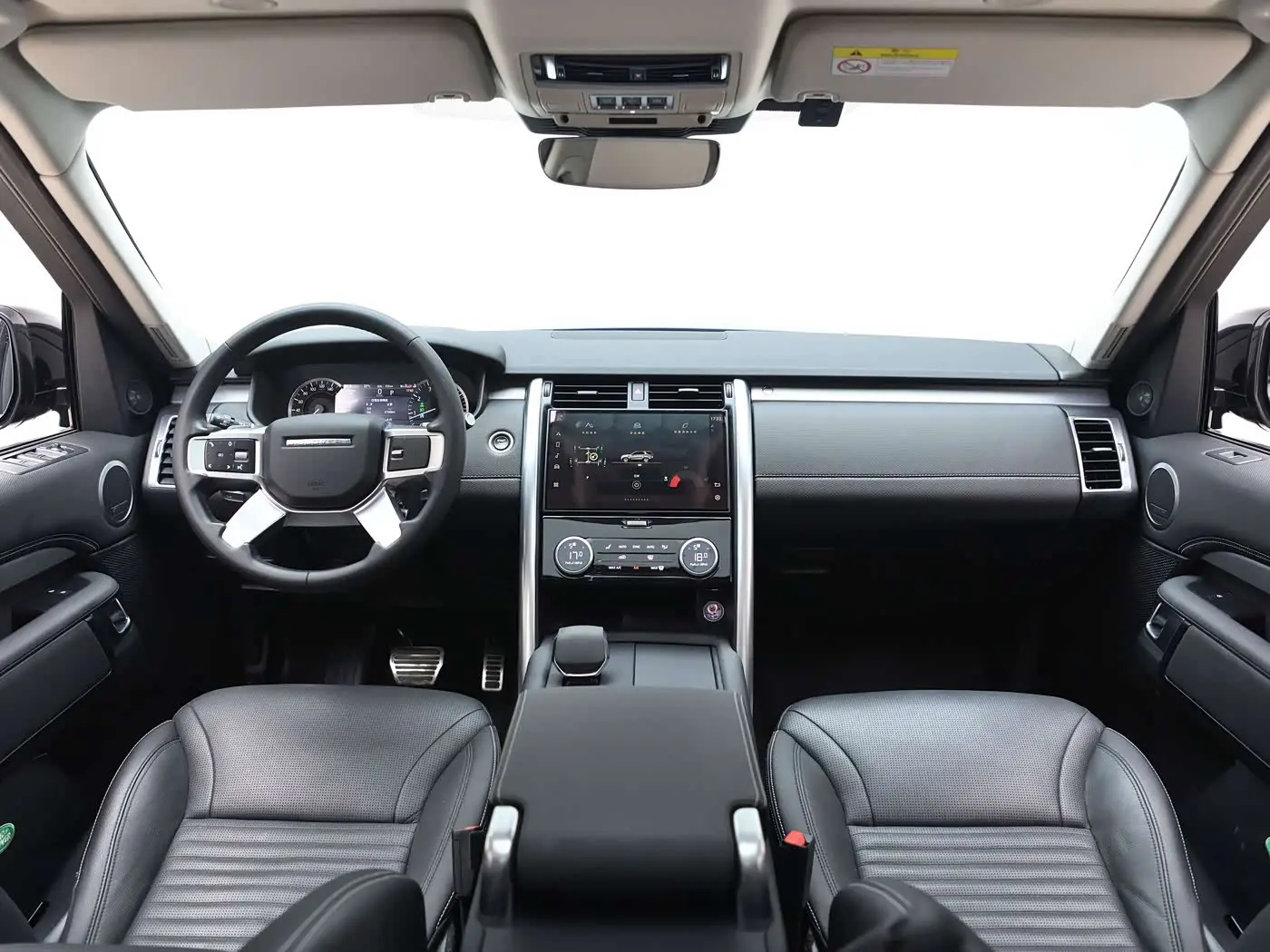 Land Rover Discovery 2023 — Фото 13/20