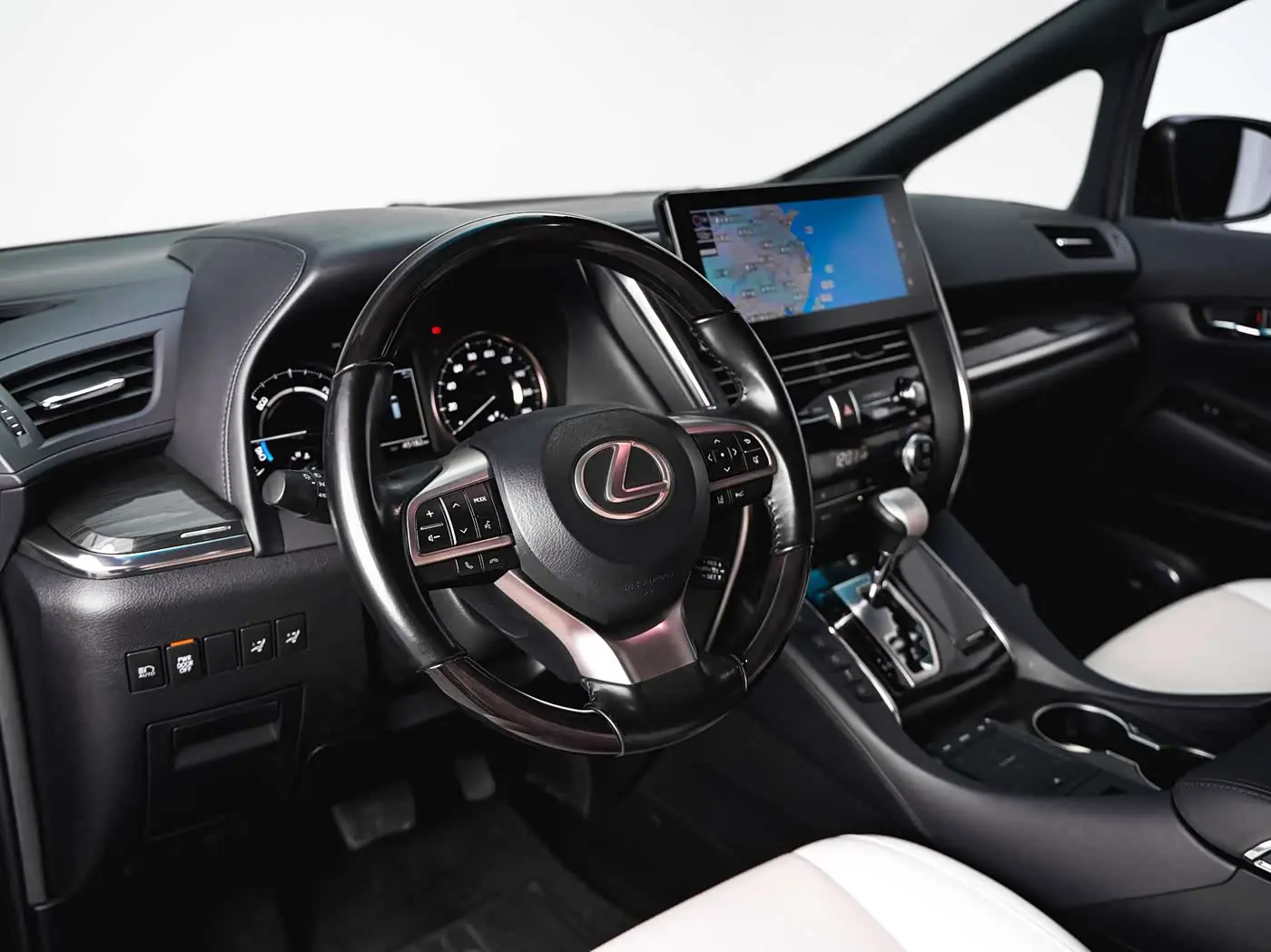 Lexus LM 2021 — Фото 7/20