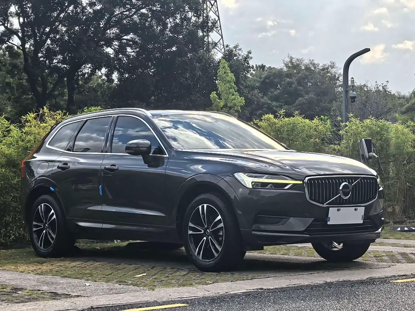 Volvo XC60 2019 — Фото 3/20