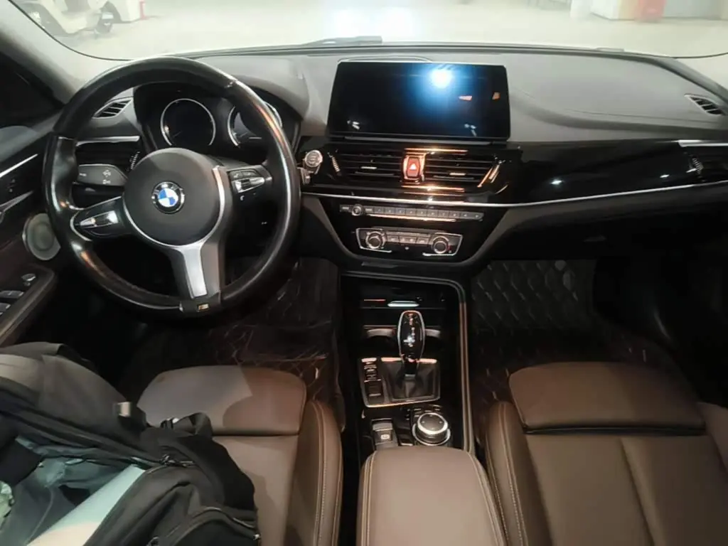BMW 1 Series 2023 — Şəkil 10/20