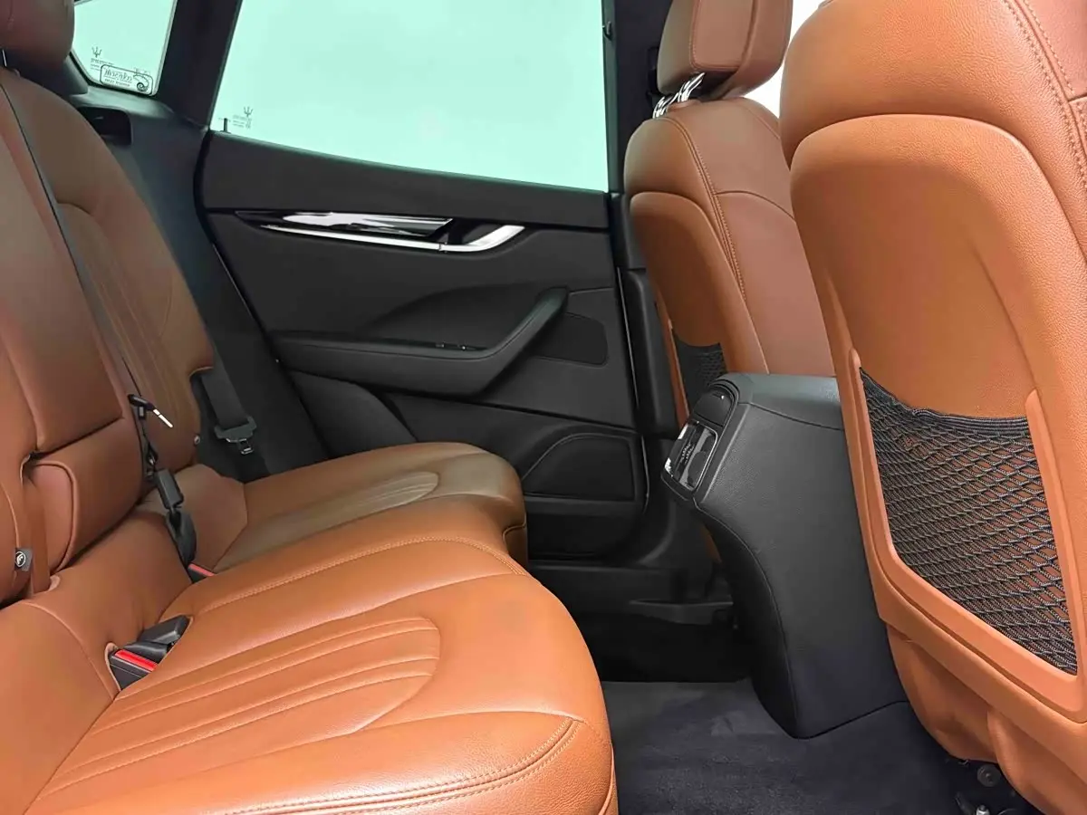 Maserati Levante 2019 — Photo 10/20