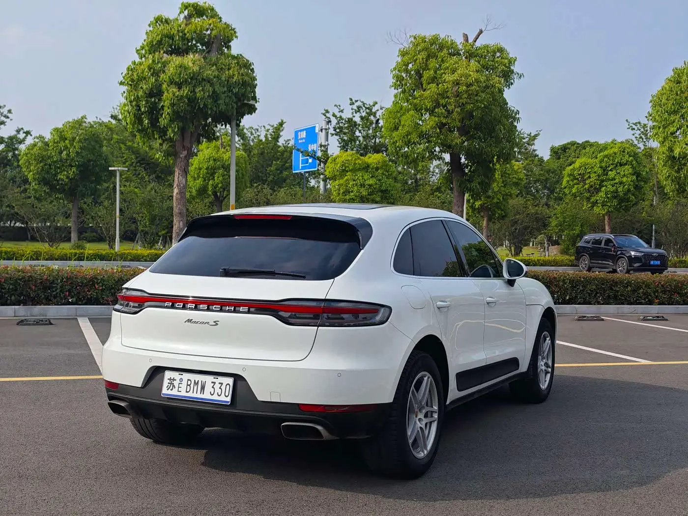 Porsche Macan 2020 — Şəkil 14/15