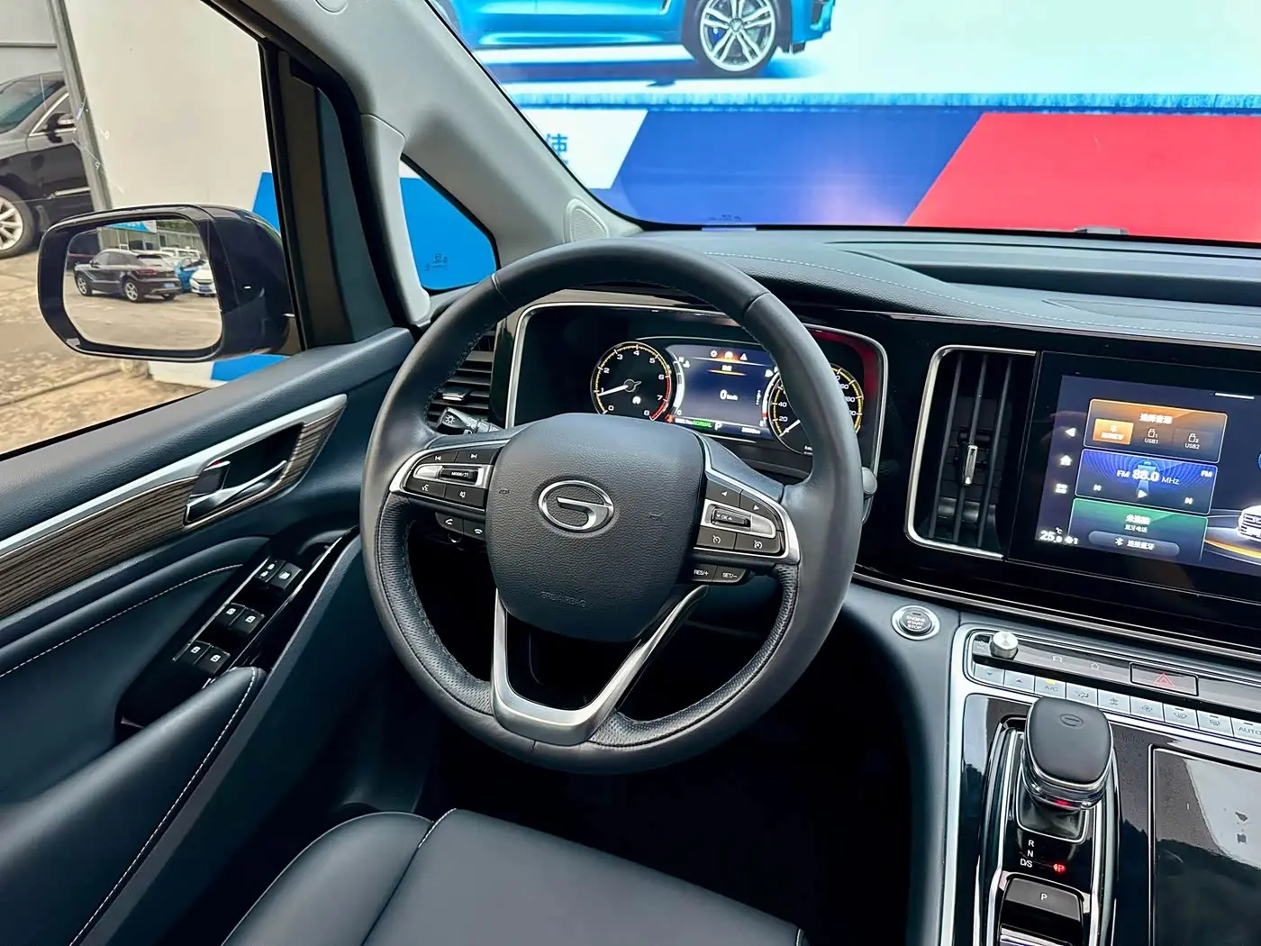GAC Trumpchi Trumpchi M8 2022 — Фото 16/20