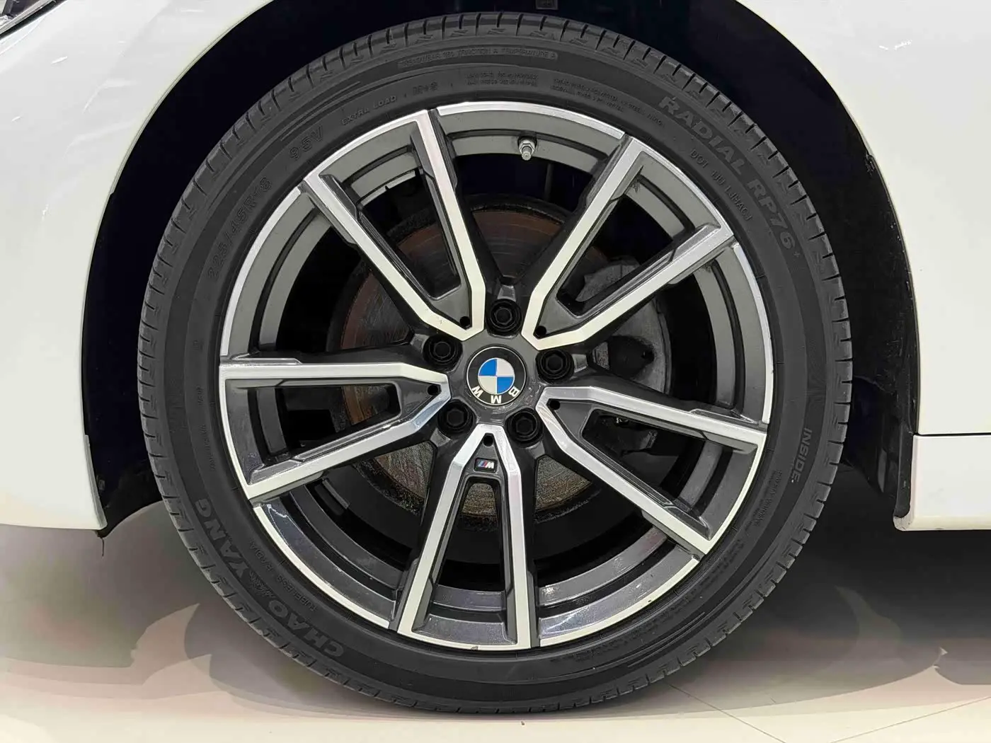 BMW 3 Series 2022 — Photo 7/16