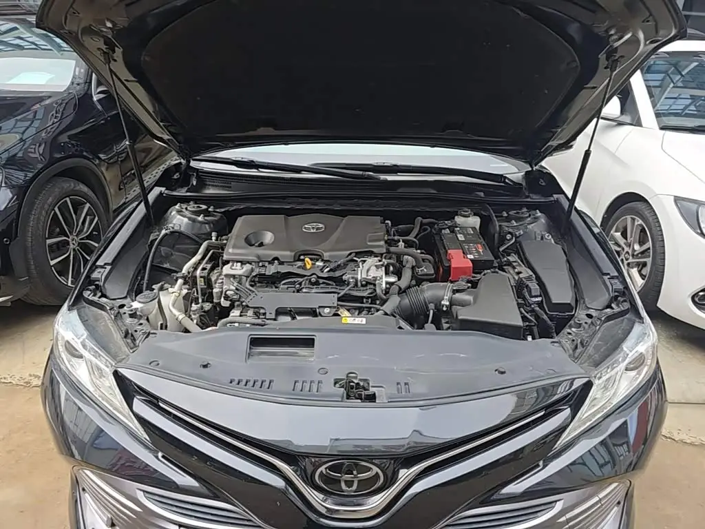 Toyota Camry 2020 — Фото 19/19