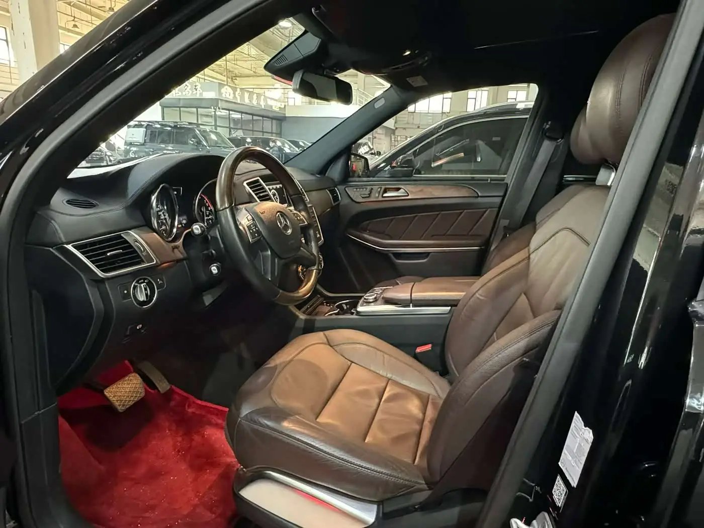 Mercedes-Benz GL-Class 2015 — Photo 4/9