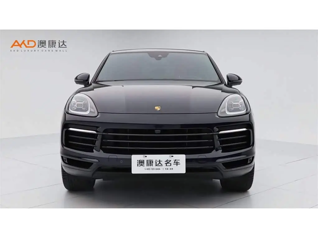 Porsche Cayenne 2023 — Photo 2/10