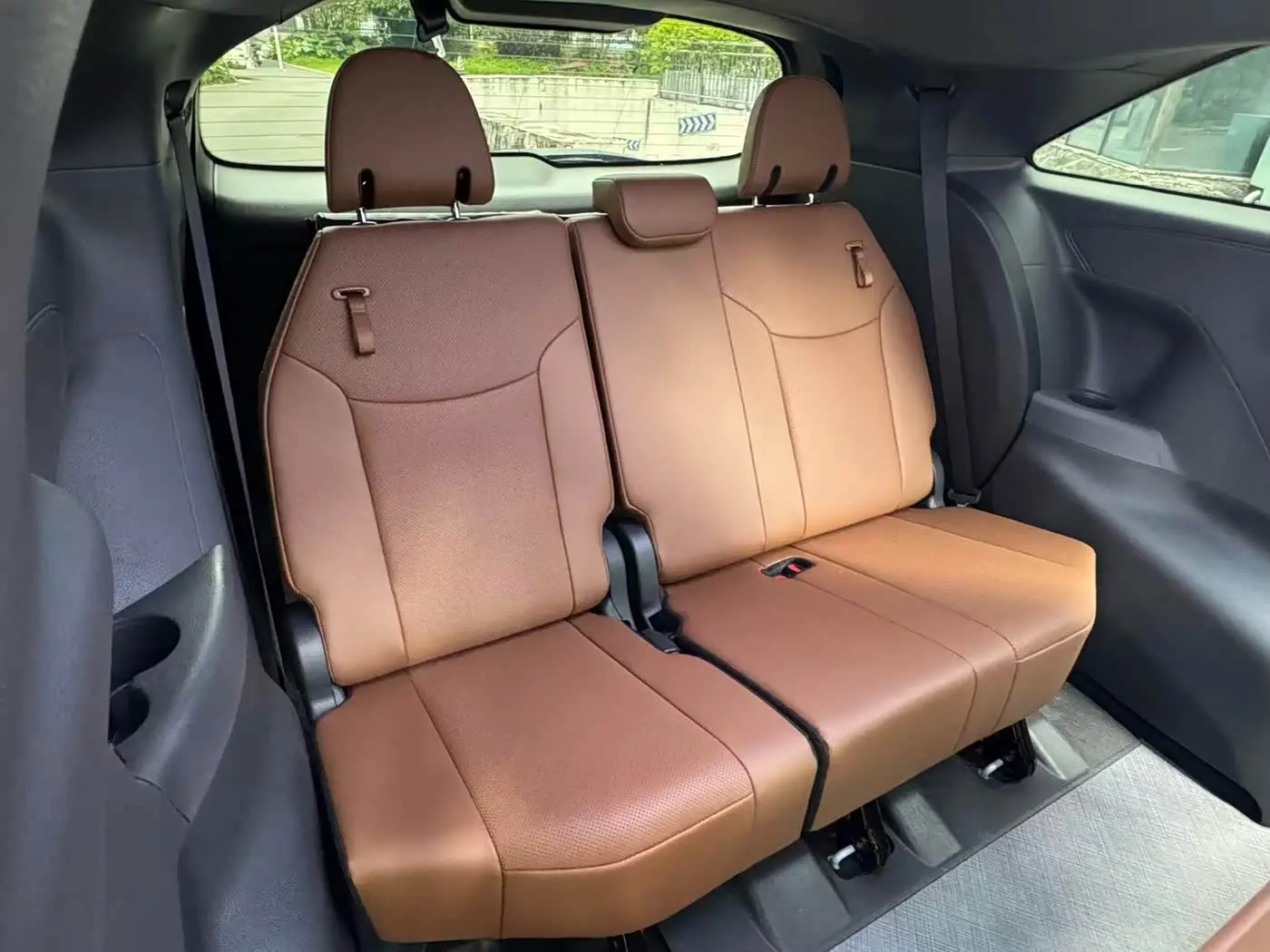 Toyota Sienna 2026 — Şəkil 12/20