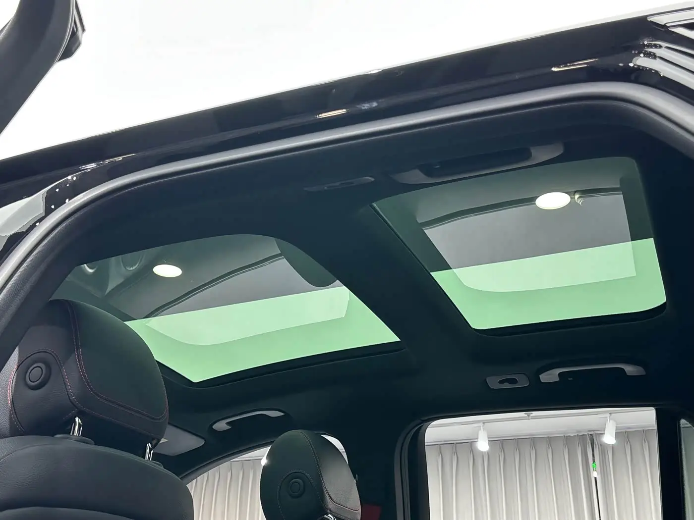 Mercedes-Benz GLC AMG 2018 — Photo 17/20