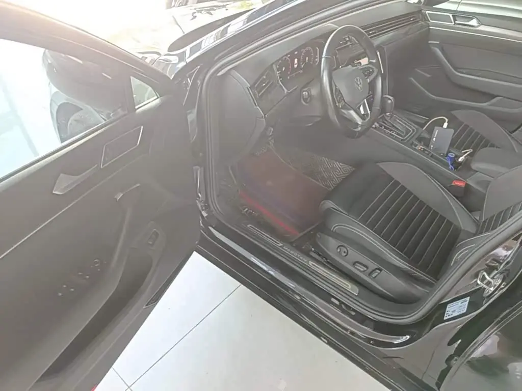 Volkswagen Magotan 2022 — Photo 16/20