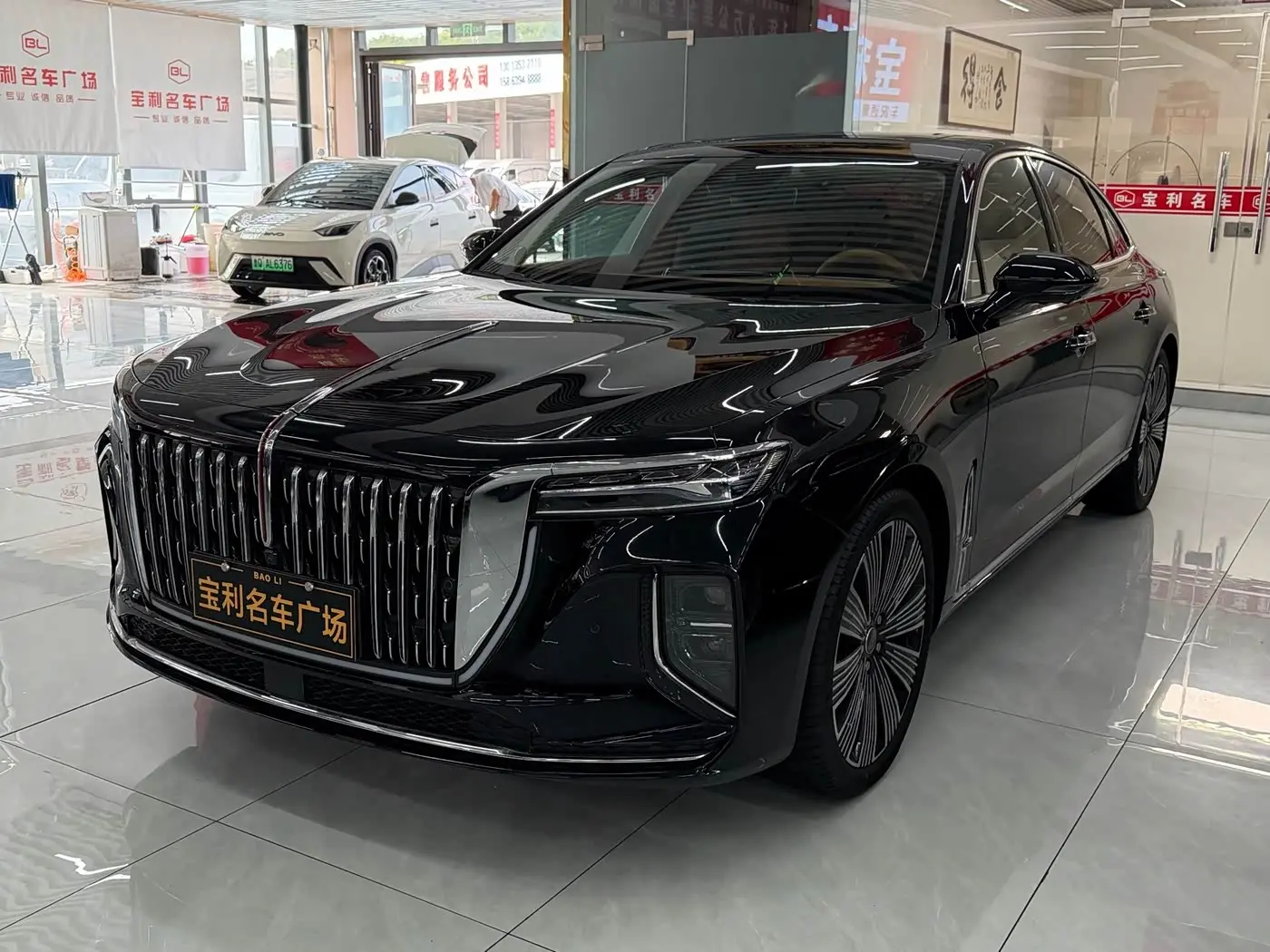 Hongqi H9 2026 — Şəkil 3/20