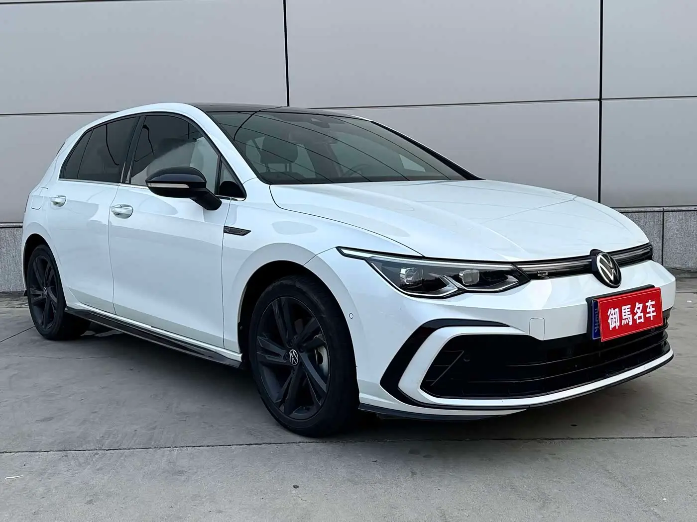 Volkswagen Golf 2022 — Photo 6/18