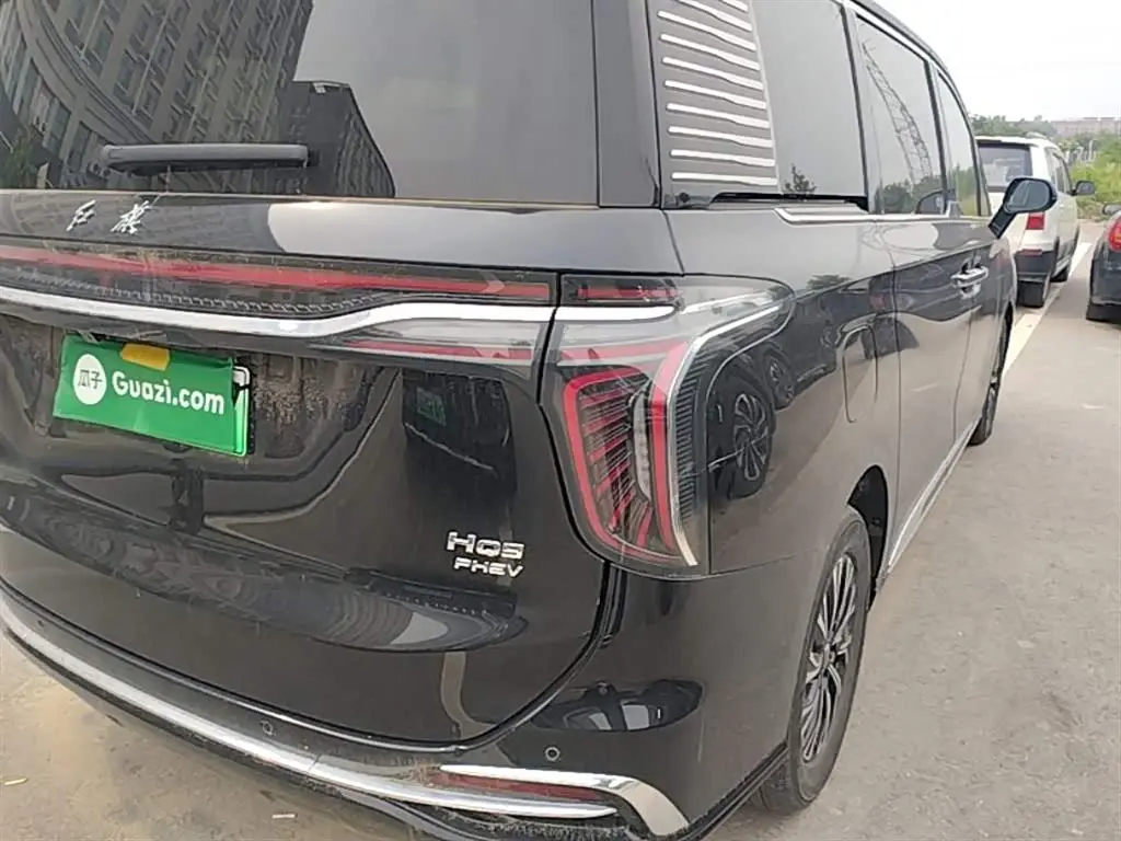 Hongqi HQ9 PHEV 2024 — Şəkil 8/20