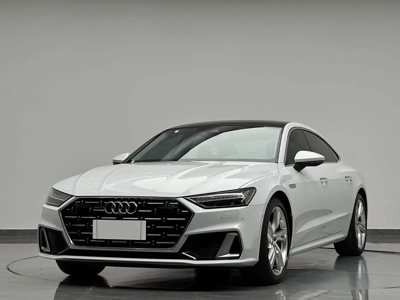 Audi A7L, 2023