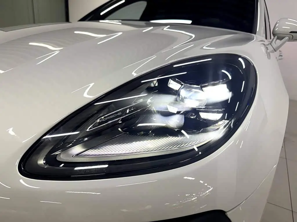 Porsche Macan 2023 — Photo 6/17