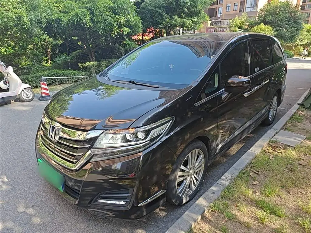 Honda Elysion 2019 — Şəkil 1/20