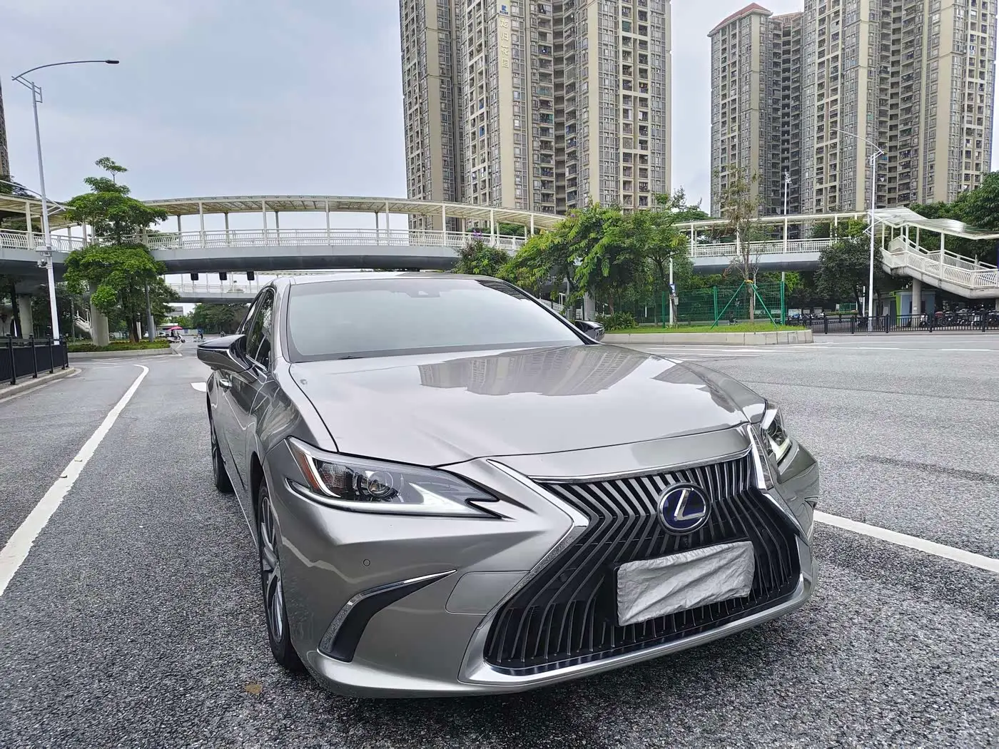 Lexus ES 2020 — Фото 3/11