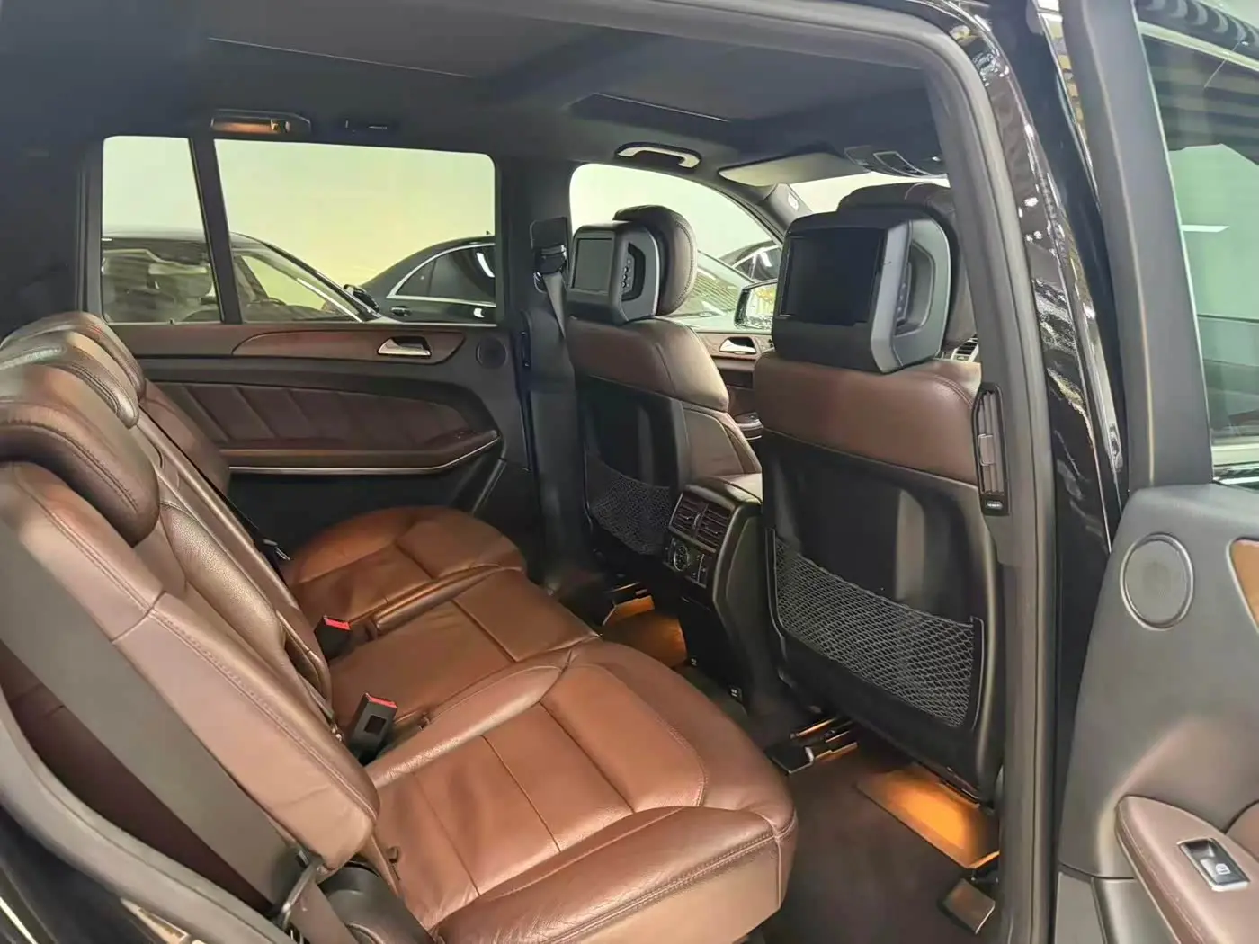 Mercedes-Benz GL-Class 2014 — Photo 7/15