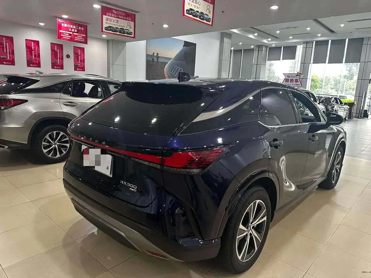 Lexus RX 2025 — Photo 4/20