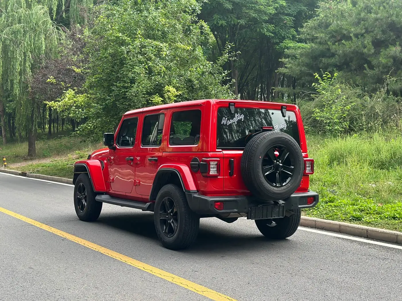 Jeep Wrangler 2022 — Фото 7/20