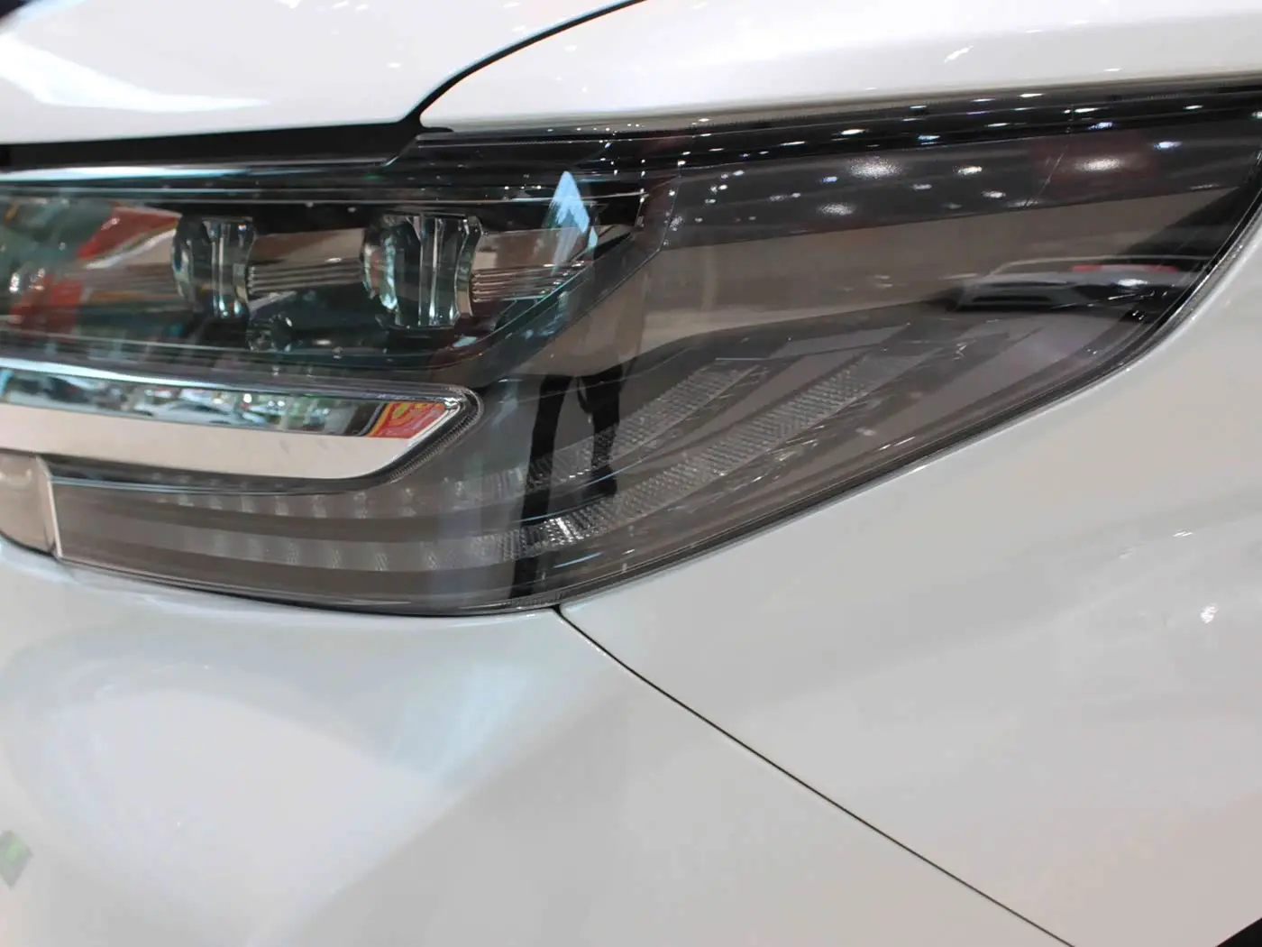 Toyota Alphard 2020 — Фото 7/20