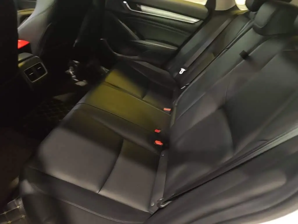 Honda Accord 2020 — Фото 17/20