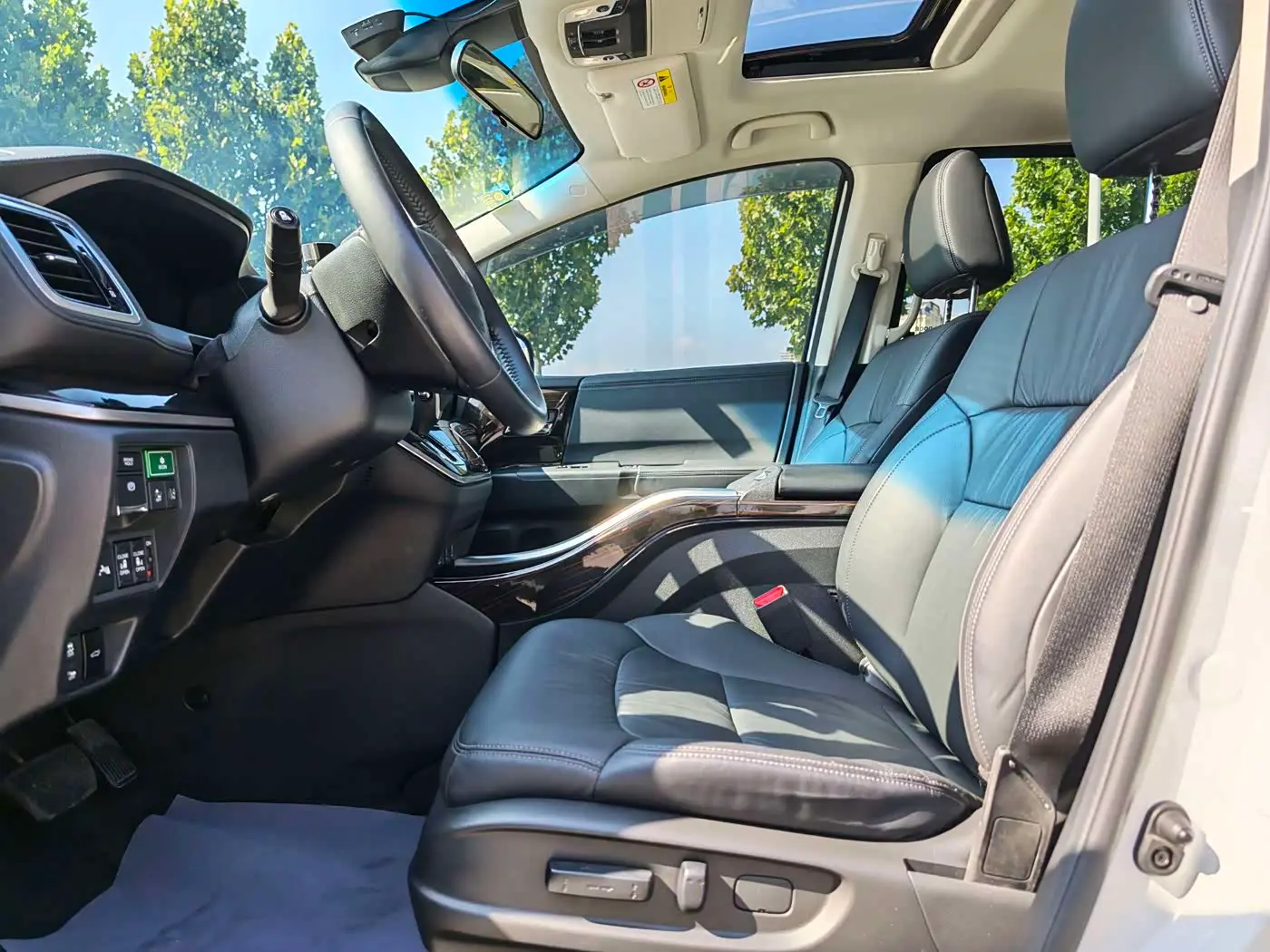 Honda Odyssey 2020 — Şəkil 10/20