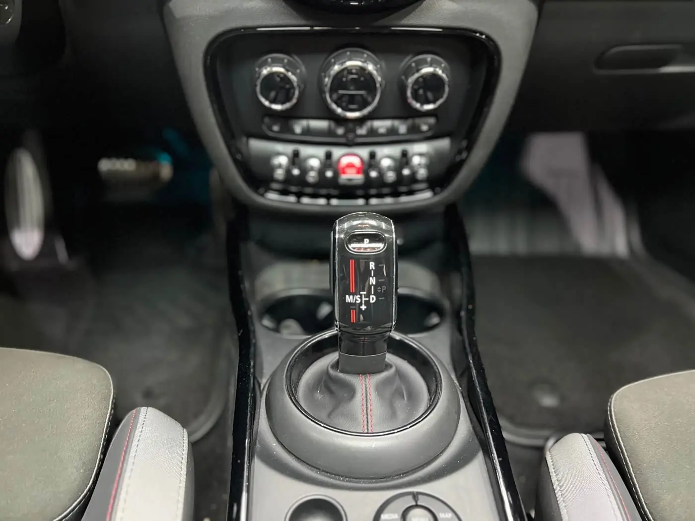 MINI JCW CLUBMAN 2021 — Şəkil 14/20
