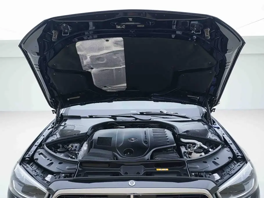 Mercedes-Benz S-Class 2023 — Фото 4/17