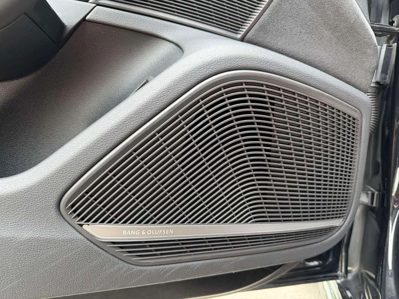 Audi S4 2023 — Photo 8/20