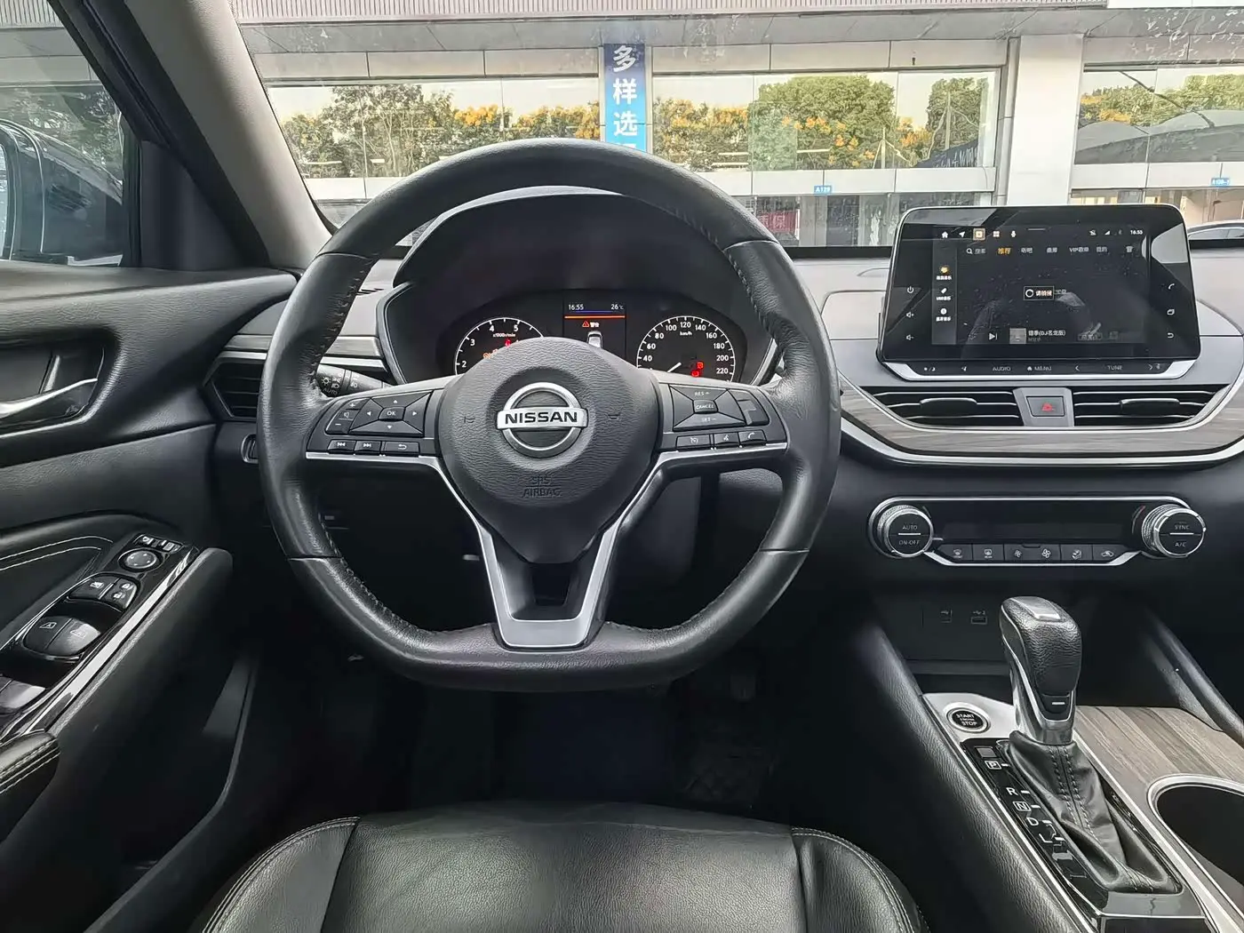 Nissan Teana 2022 — Photo 12/20
