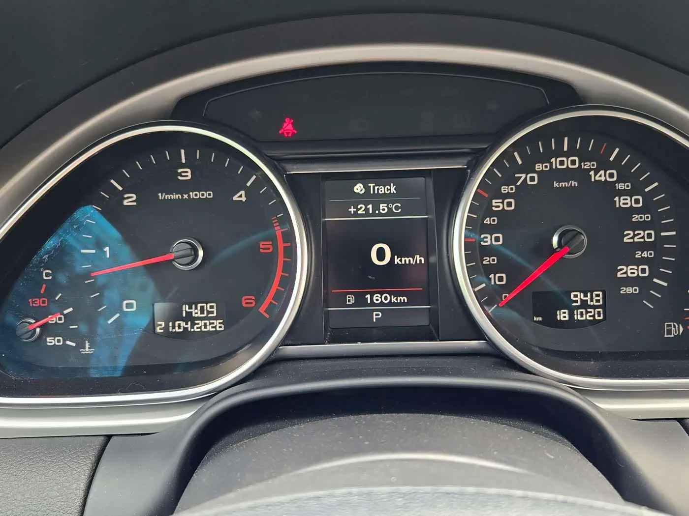 Audi Q7 2014 — Şəkil 11/17