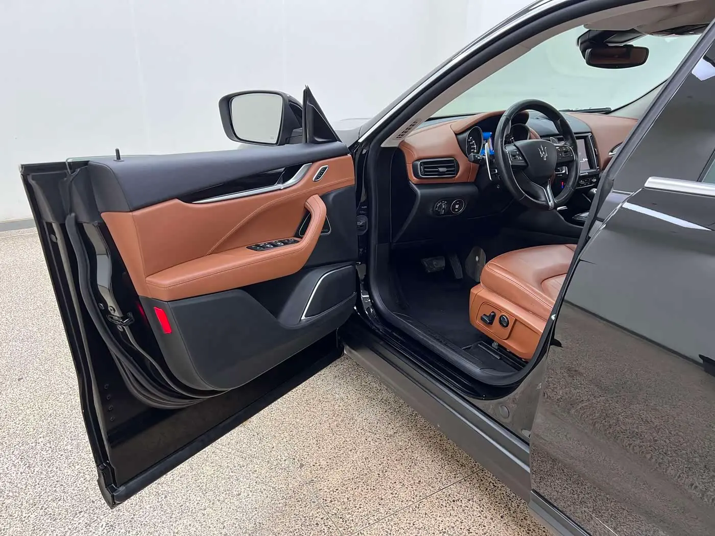 Maserati Levante 2017 — Şəkil 9/20