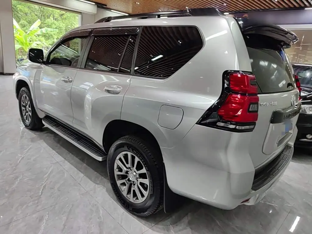 Toyota Prado 2019 — Фото 5/20