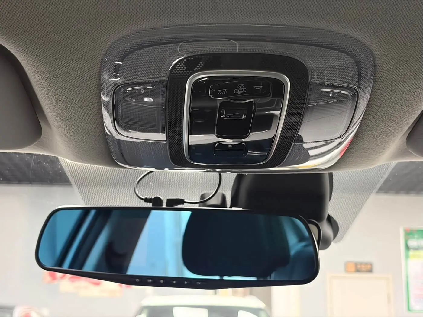 Hyundai Elantra 2022 — Photo 18/20