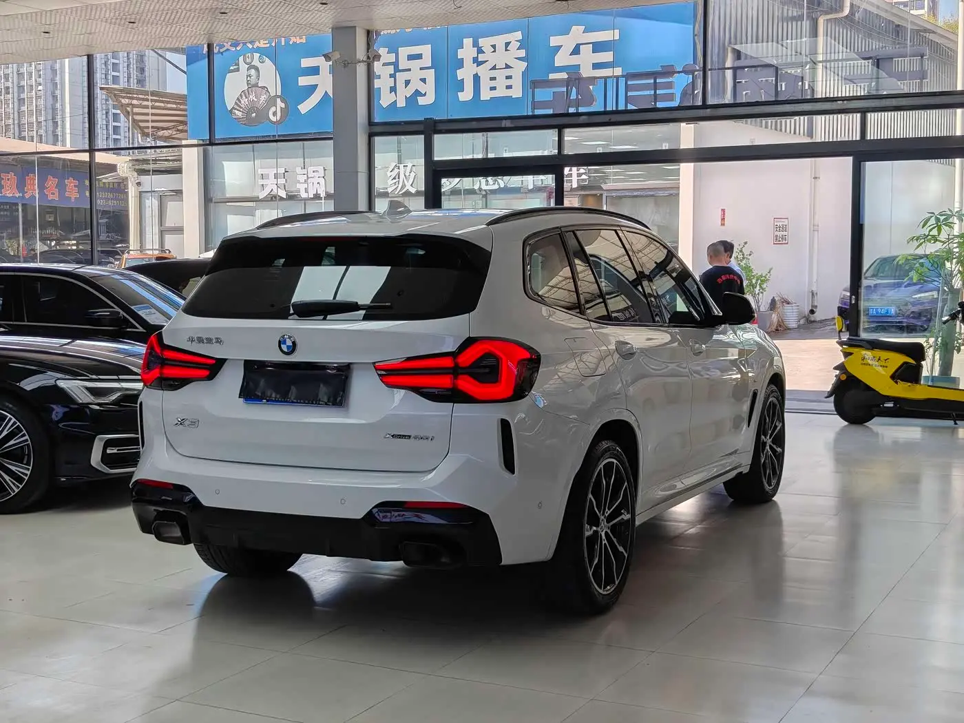 BMW X3 2024 — Фото 10/20